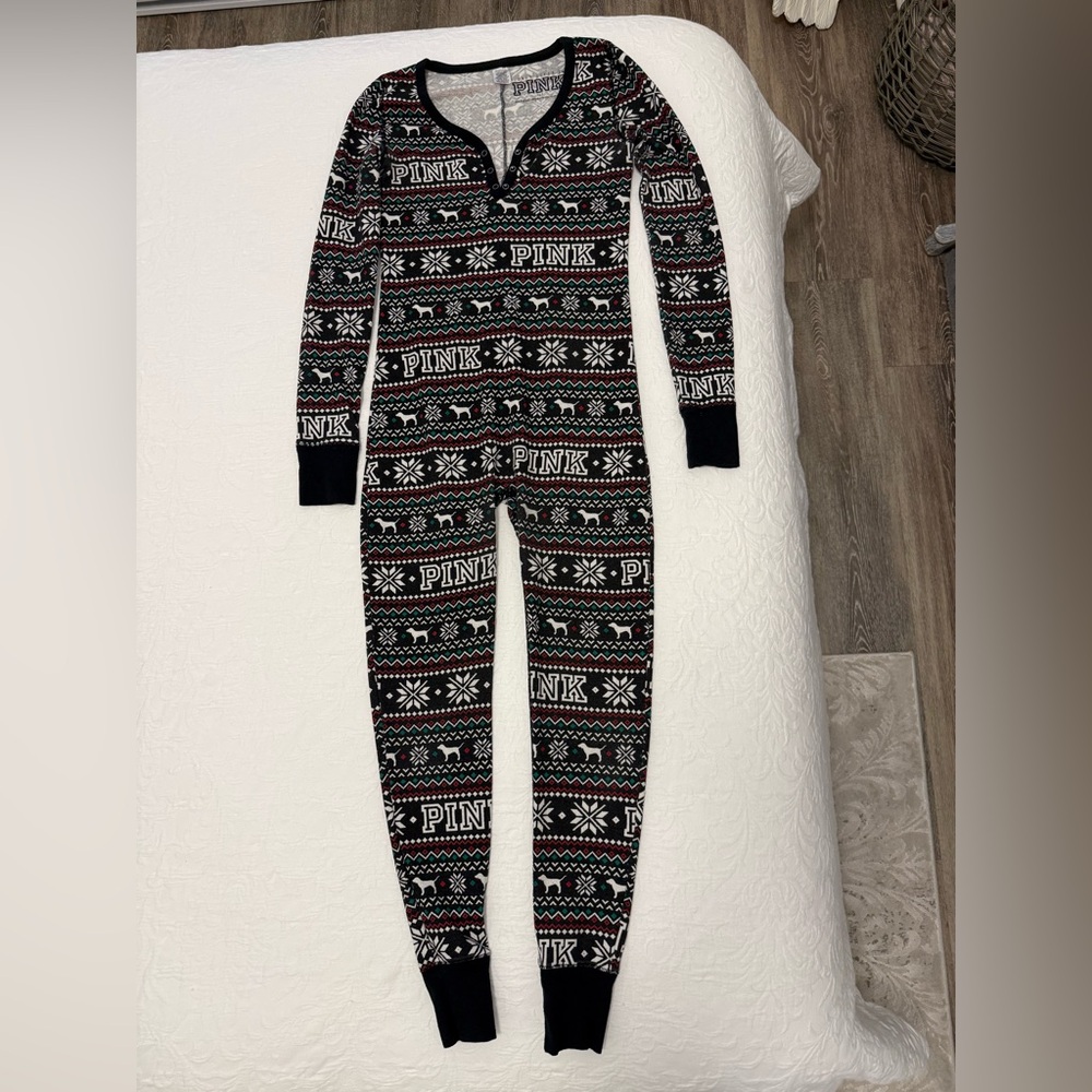 PINK Victoria's Secret Footie - Black, White, and Red